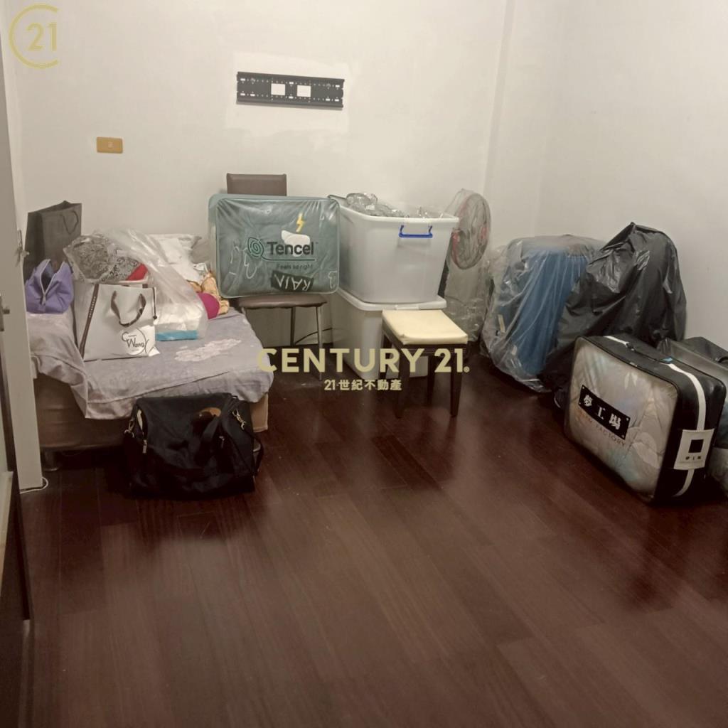 双車庫店住合一美透天