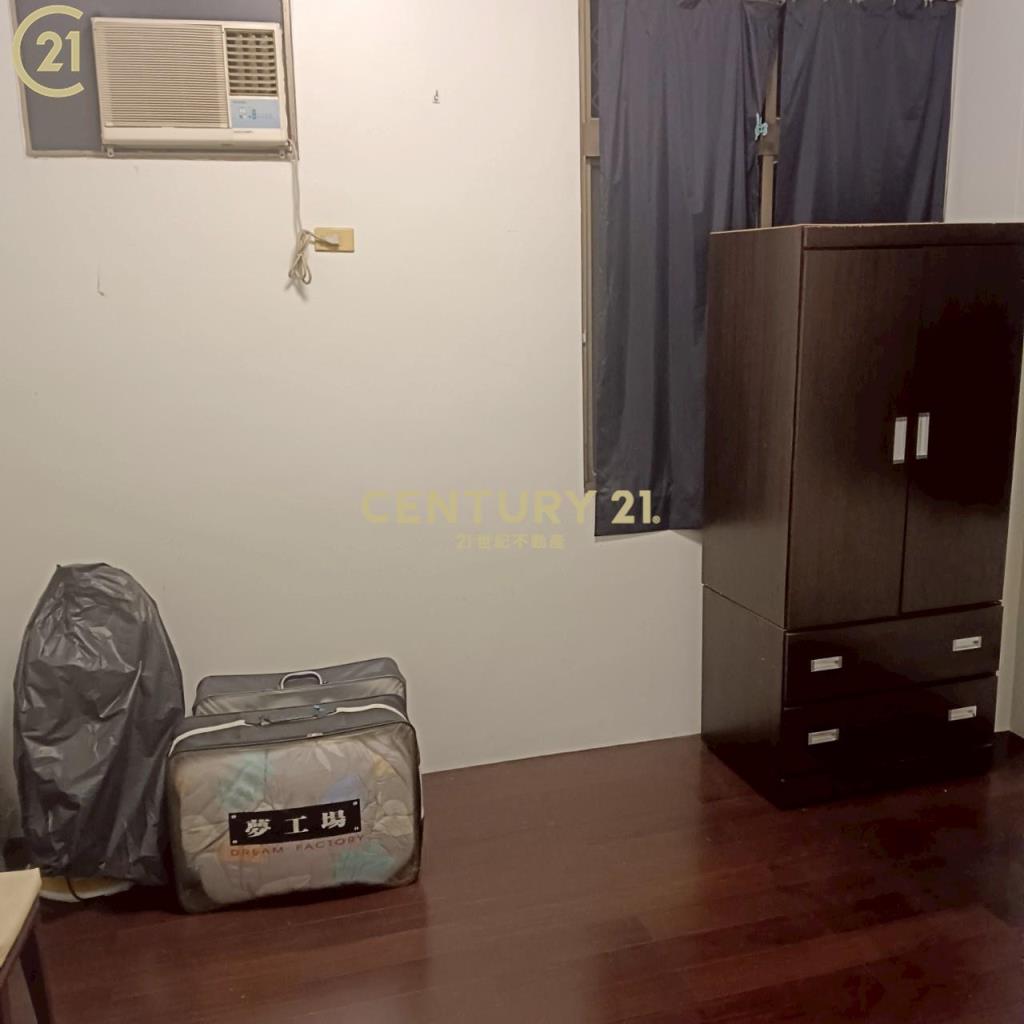 双車庫店住合一美透天