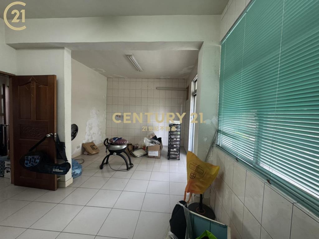 屋主惜售國宅三樓健身寓