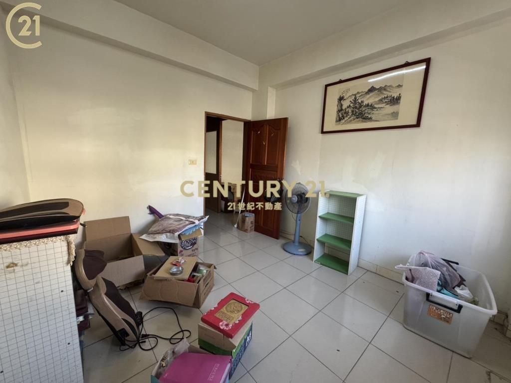 屋主惜售國宅三樓健身寓