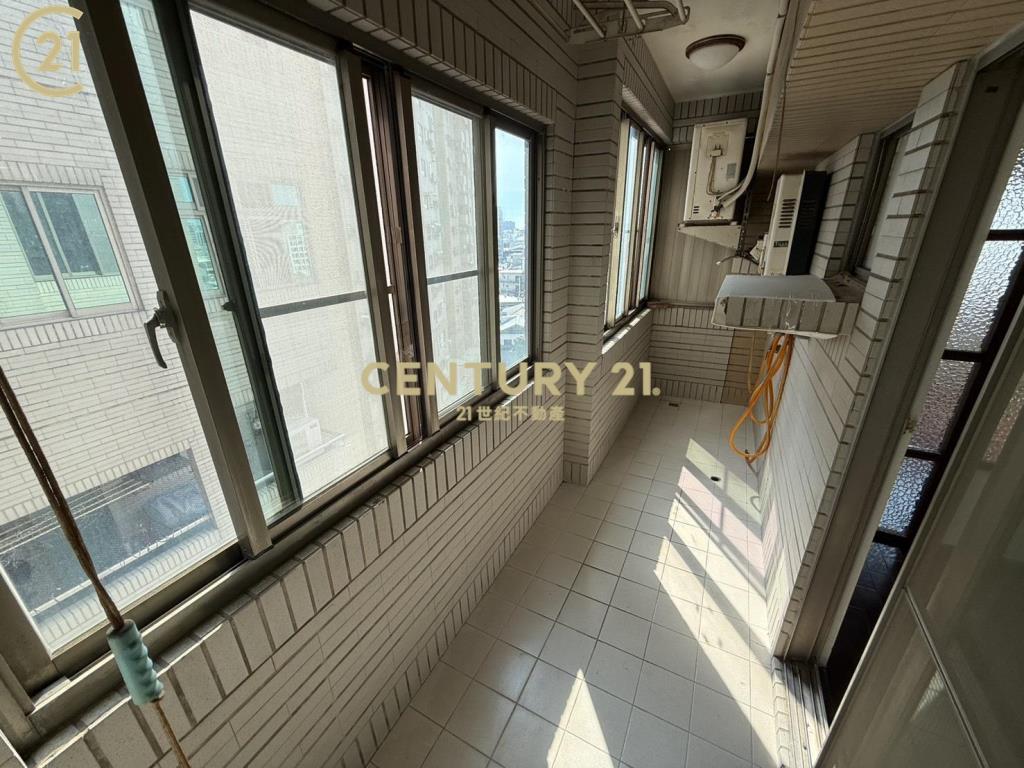 鄉城大鎮3+1房含車位出租