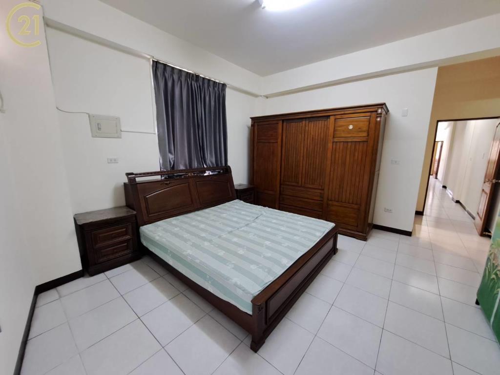 公學路七段20米路邊間美店住