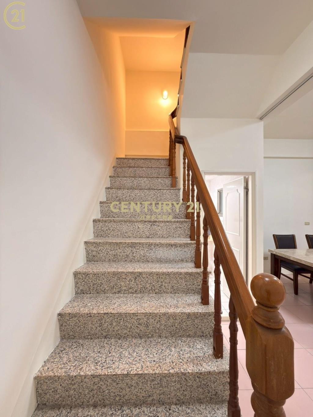 (專)安南國中面公園車墅