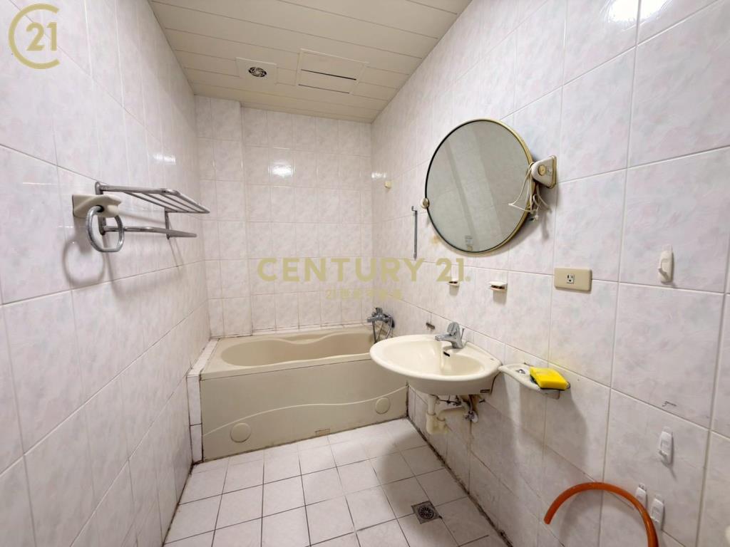 (專)安南國中面公園車墅