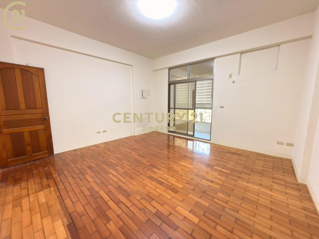 (專)安南國中面公園車墅