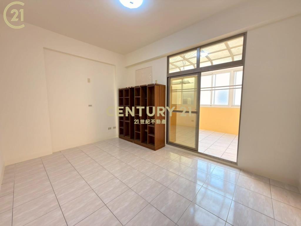 (專)安南國中面公園車墅