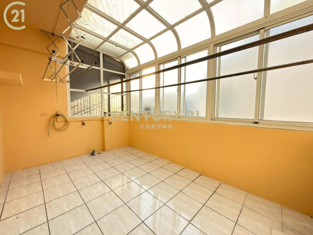 (專)安南國中面公園車墅