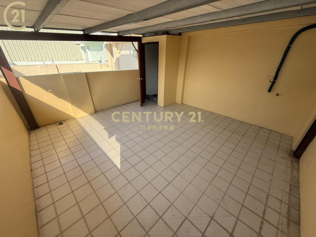 (專)安南國中面公園車墅