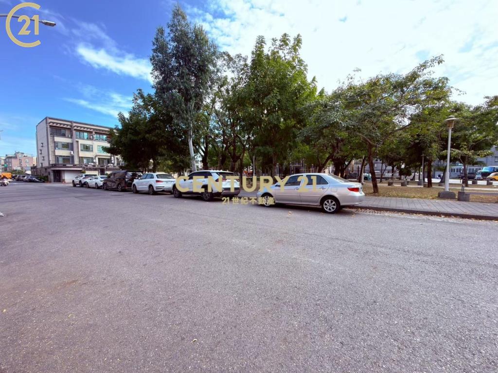 (專)安南國中面公園車墅