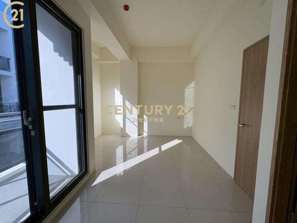 怡華天外天三樓車墅