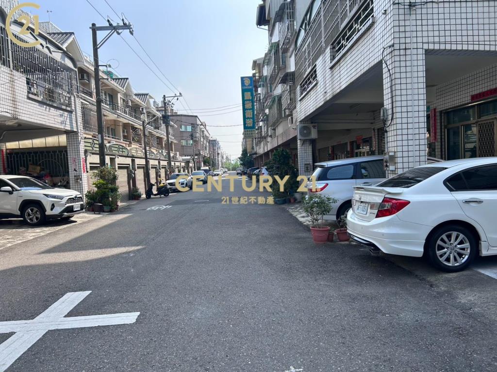 安昌街大面寬5大房傳統透天