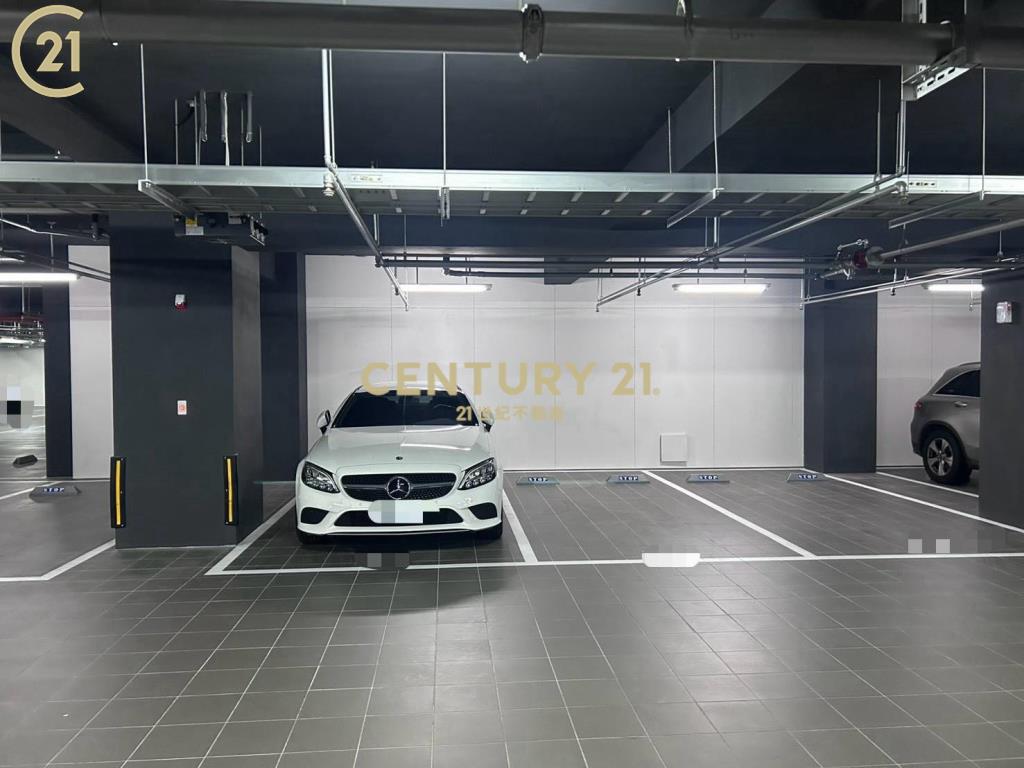 北區晴川全新未住三房平車