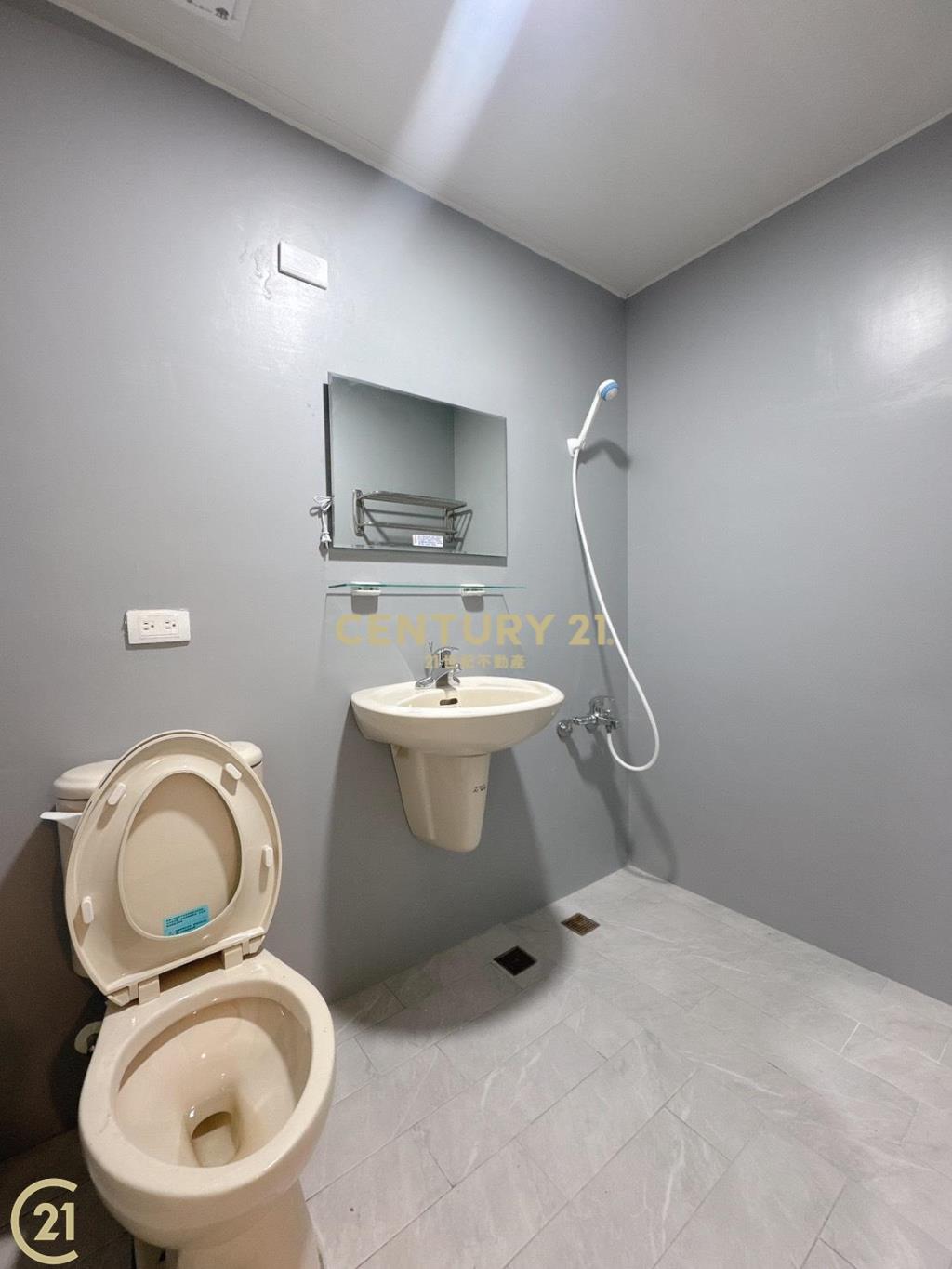 二聖一路全新整修公寓