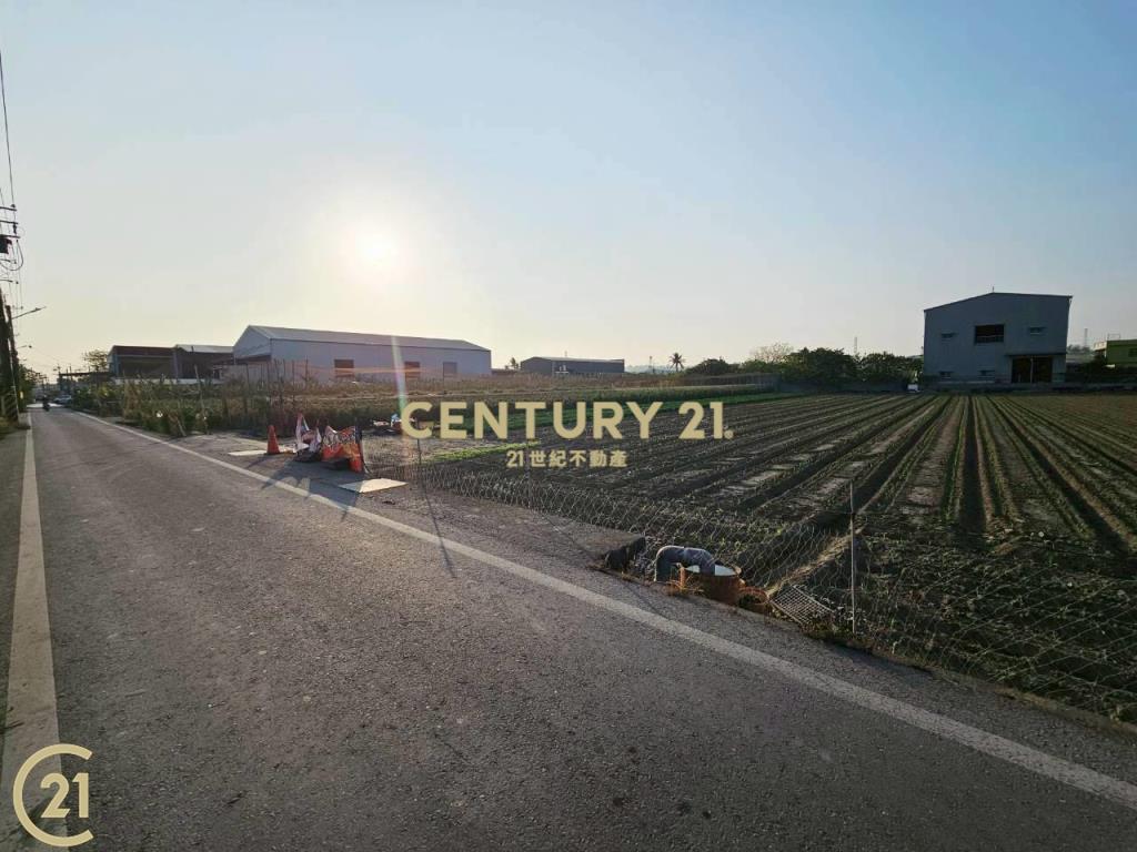 大寮新厝加油站附近農地