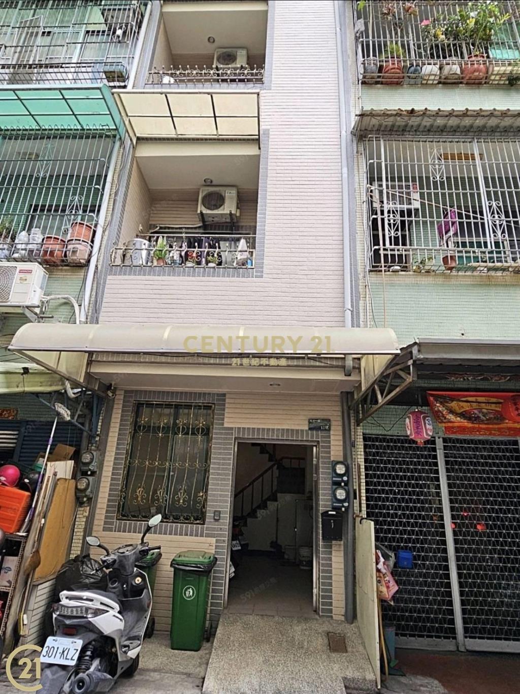 鼎金商圈金獅湖畔收租透天