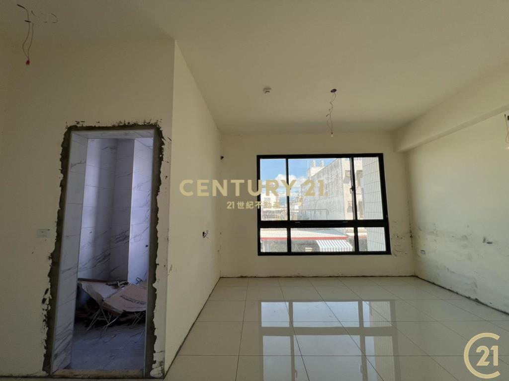 中華路金賺電梯店住B