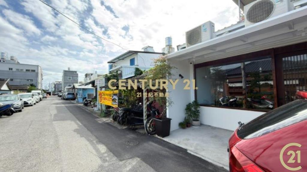 中山路三葉餐廳巷內迷你建地