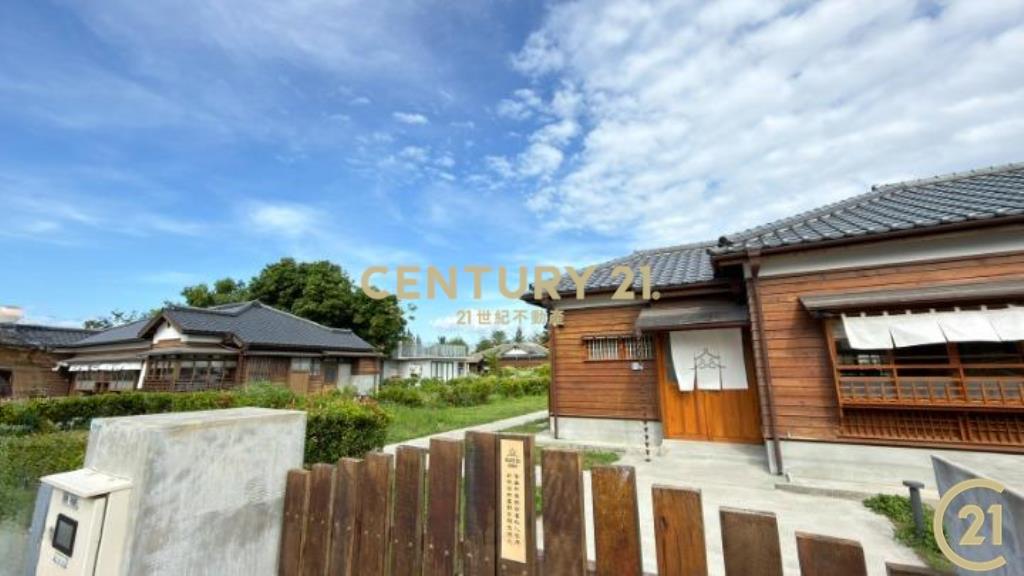 中山路三葉餐廳巷內迷你建地