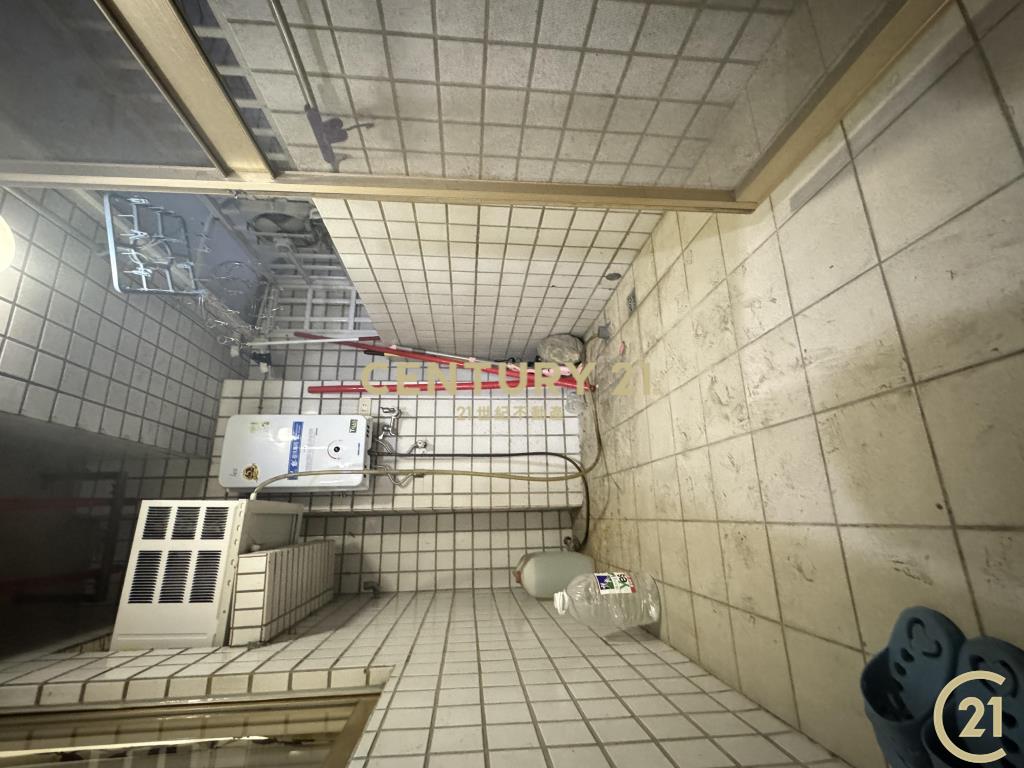 東方大鎮2房附平面車位