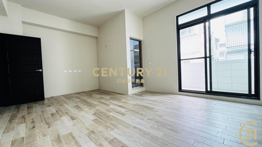 仁七街大地坪別墅