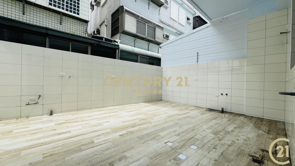 仁七街大地坪別墅