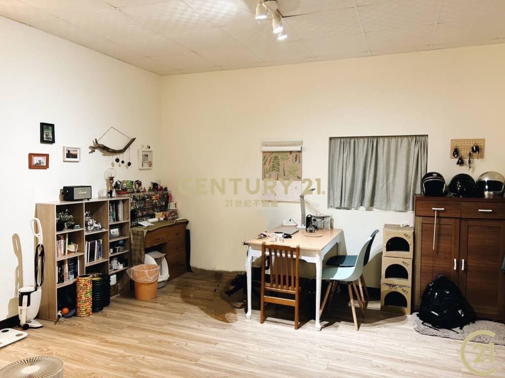 文青風輕屋齡車庫平房