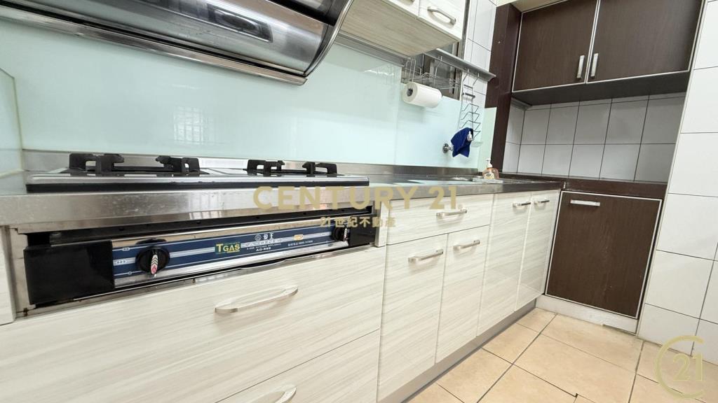 近市區大面寬車庫透天