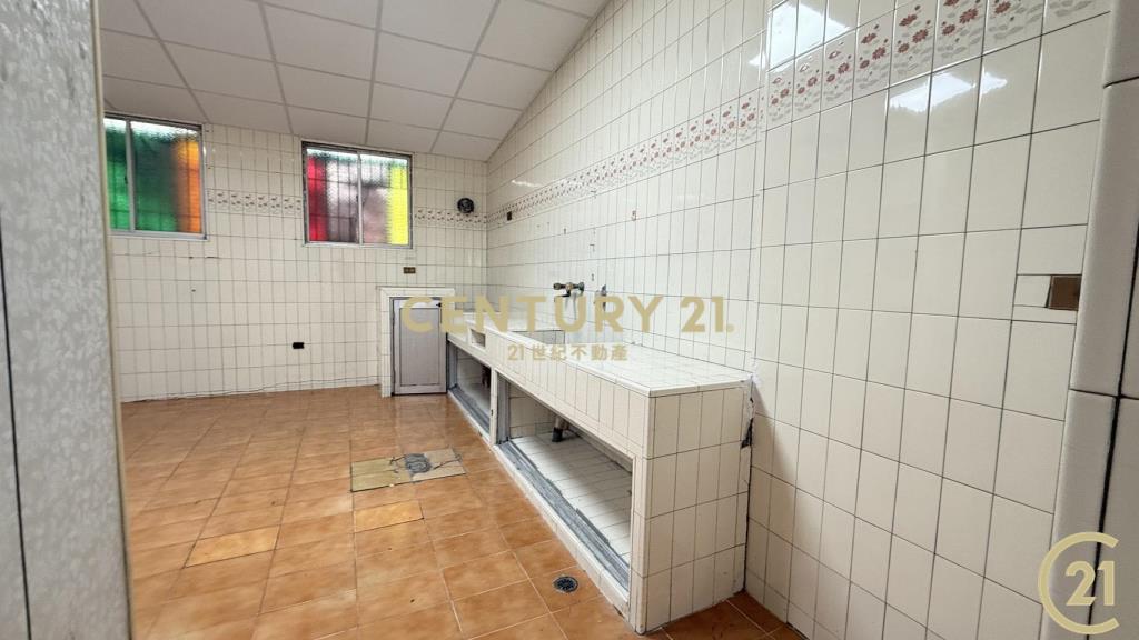 更生路診所街黃金地段店面