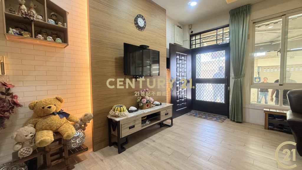 好晴天4樓邊間車庫別墅