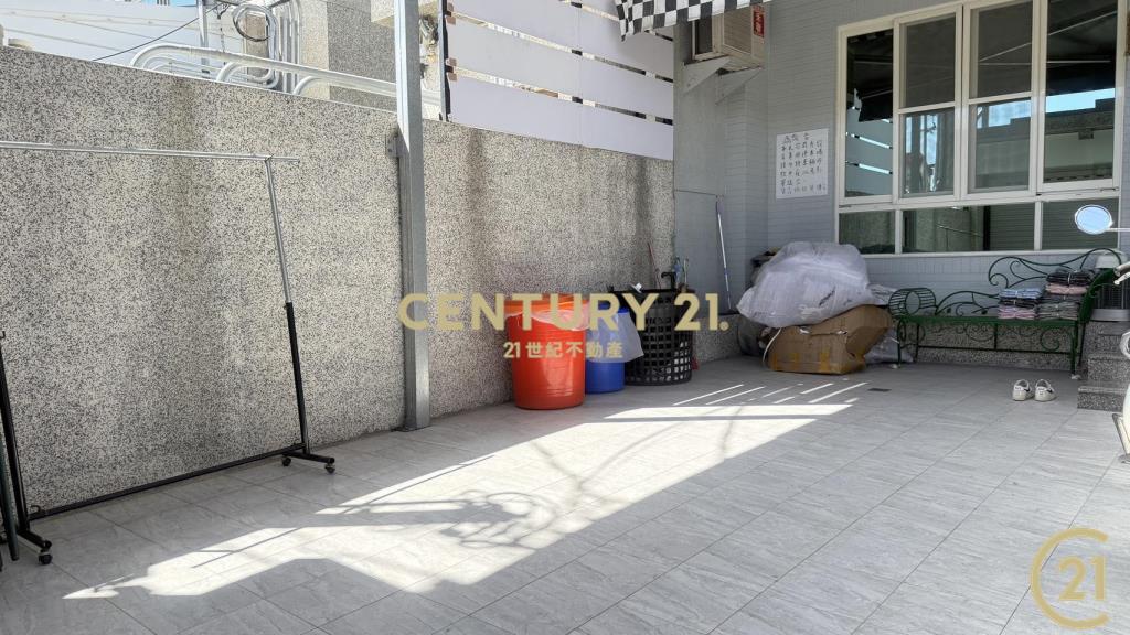 好晴天4樓邊間車庫別墅