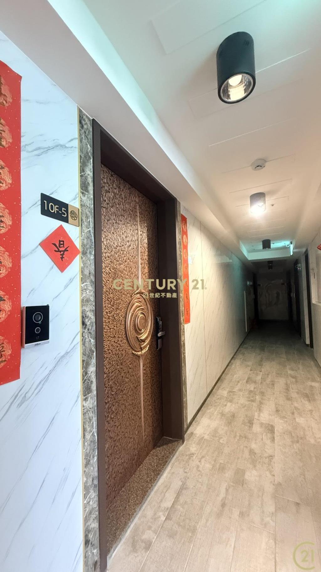 中正路海景精裝平車豪邸