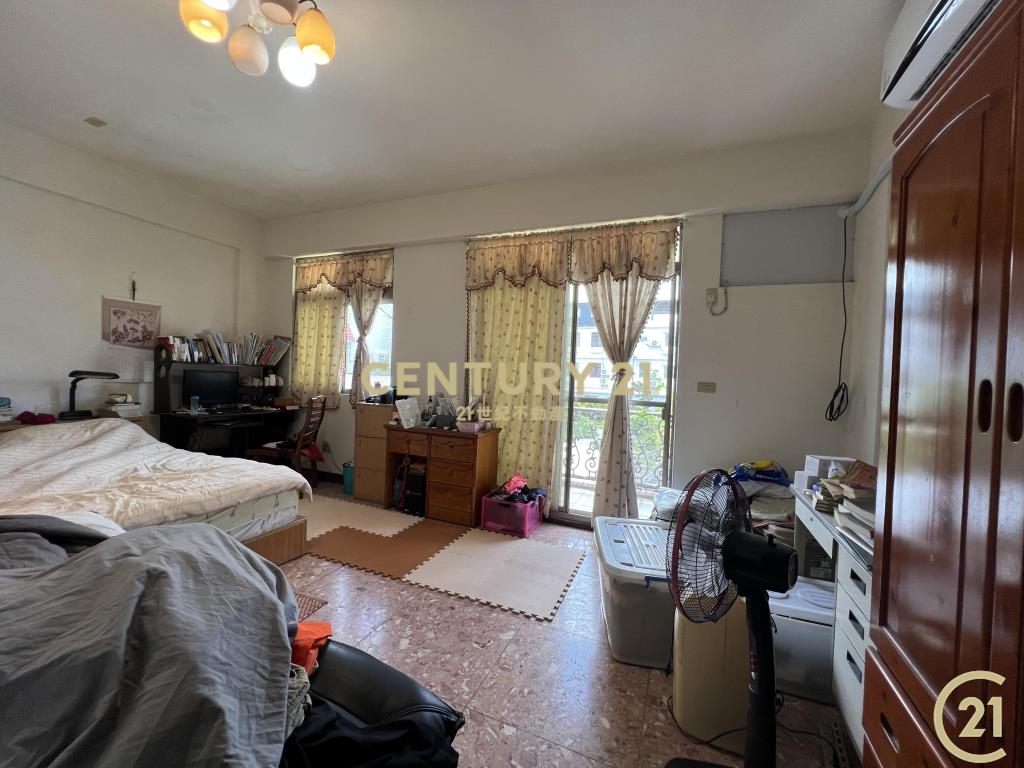 小天母邊間優質車庫別墅