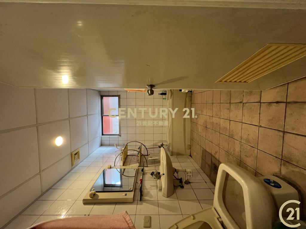 小天母邊間優質車庫別墅