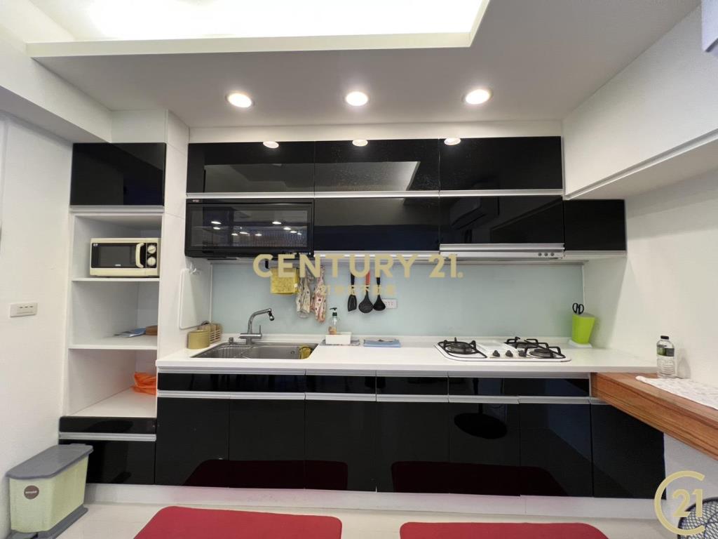 宏東美三房平車景觀大樓