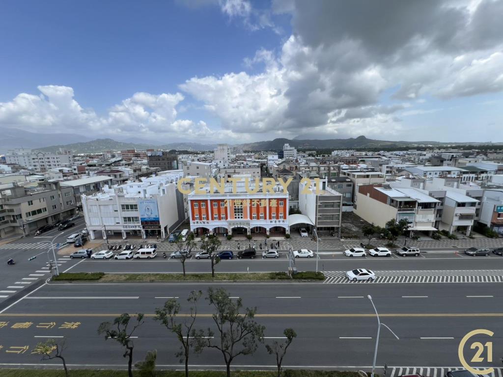 宏東美三房平車景觀大樓