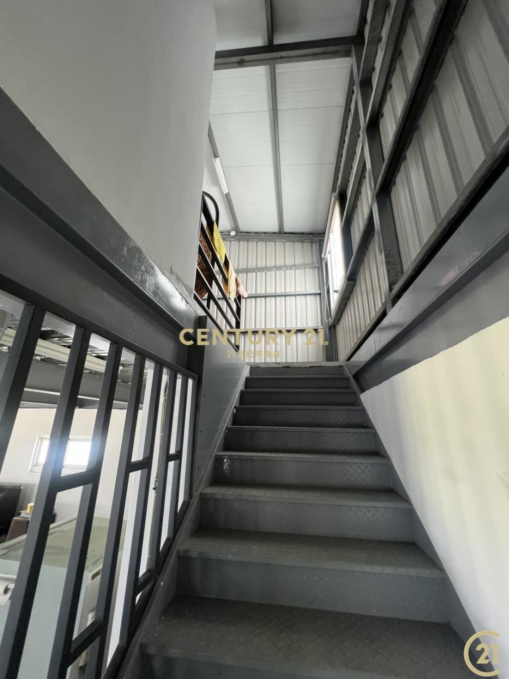 夏雪雙臨路5分農地