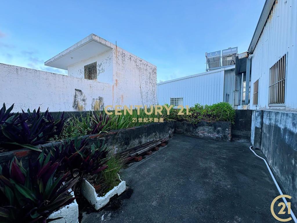 中正路商圈免千萬店住