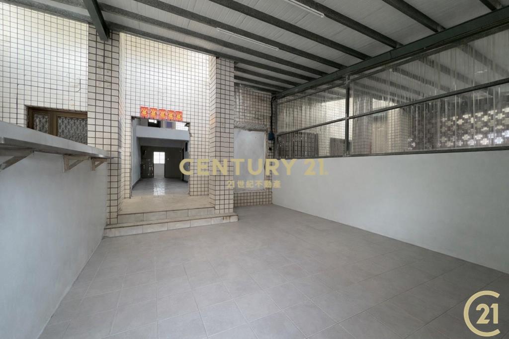 仁珊麗書·挑高大院