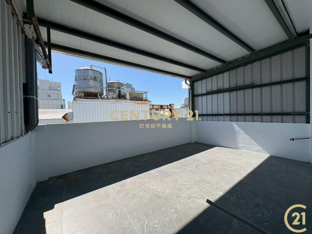 仁珊麗書·挑高大院