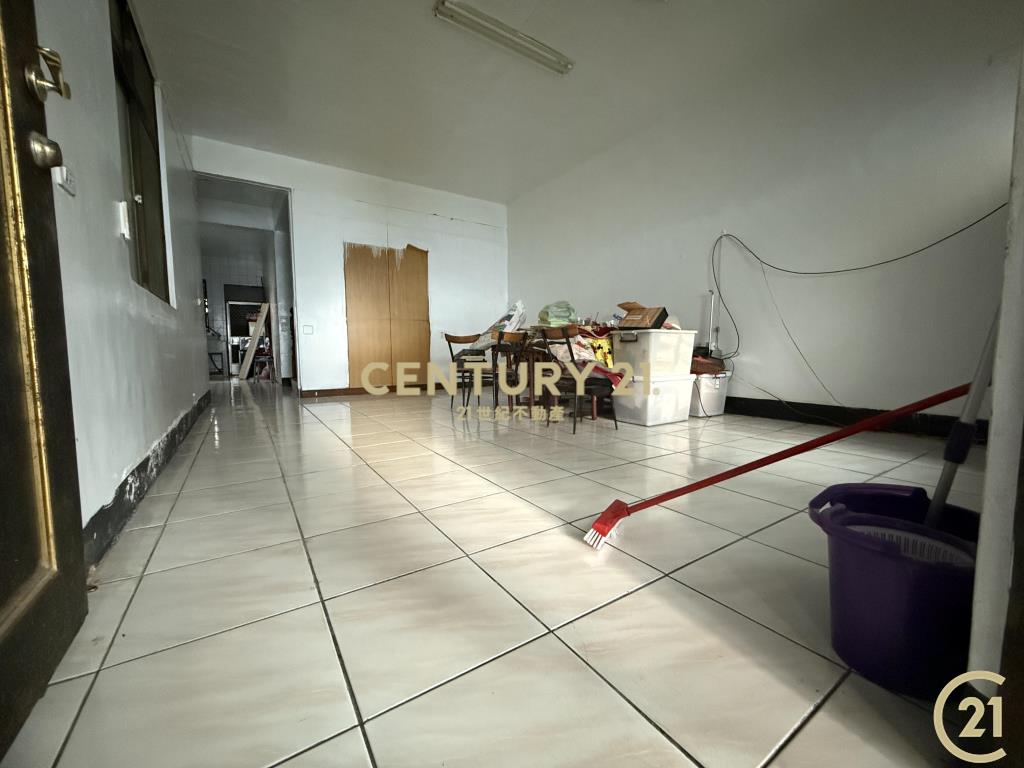 大地坪雙車庫近貴族巷內大面寬別墅