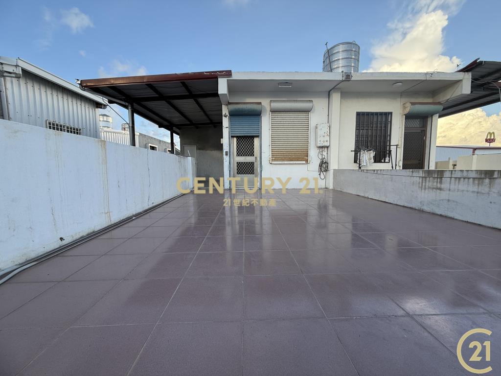 大地坪雙車庫近貴族巷內大面寬別墅