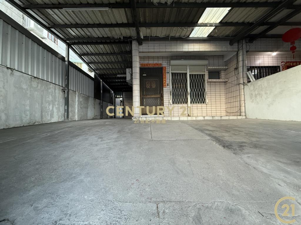 大地坪雙車庫近貴族巷內大面寬別墅