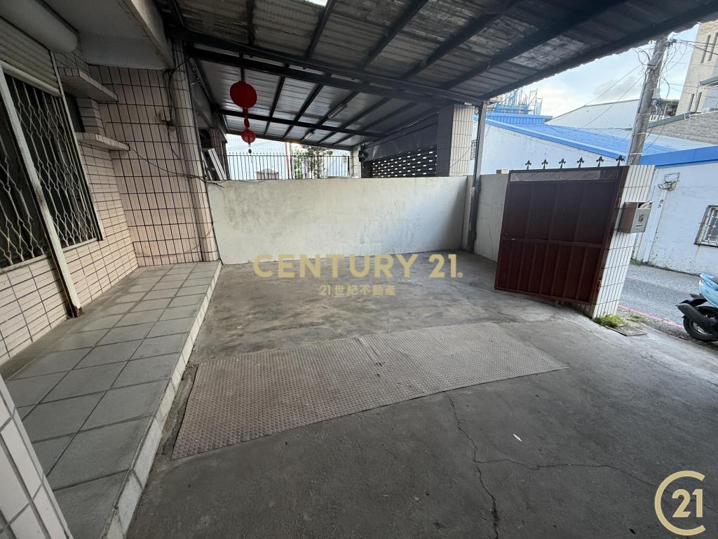 大地坪雙車庫近貴族巷內大面寬別墅