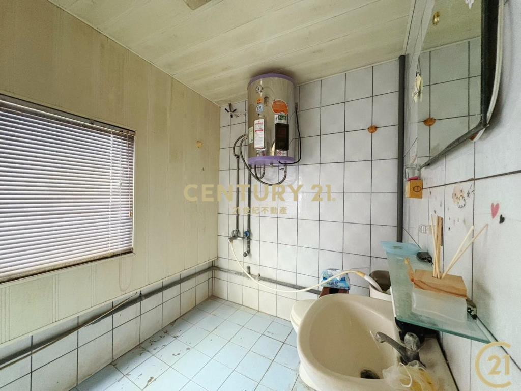 中正路15米路商業區店住