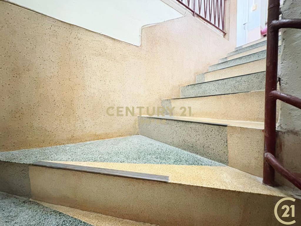 中正路15米路商業區店住