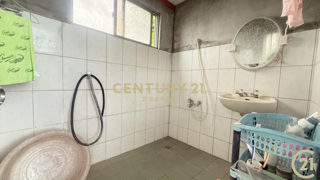 市郊有房有倉庫8分農地