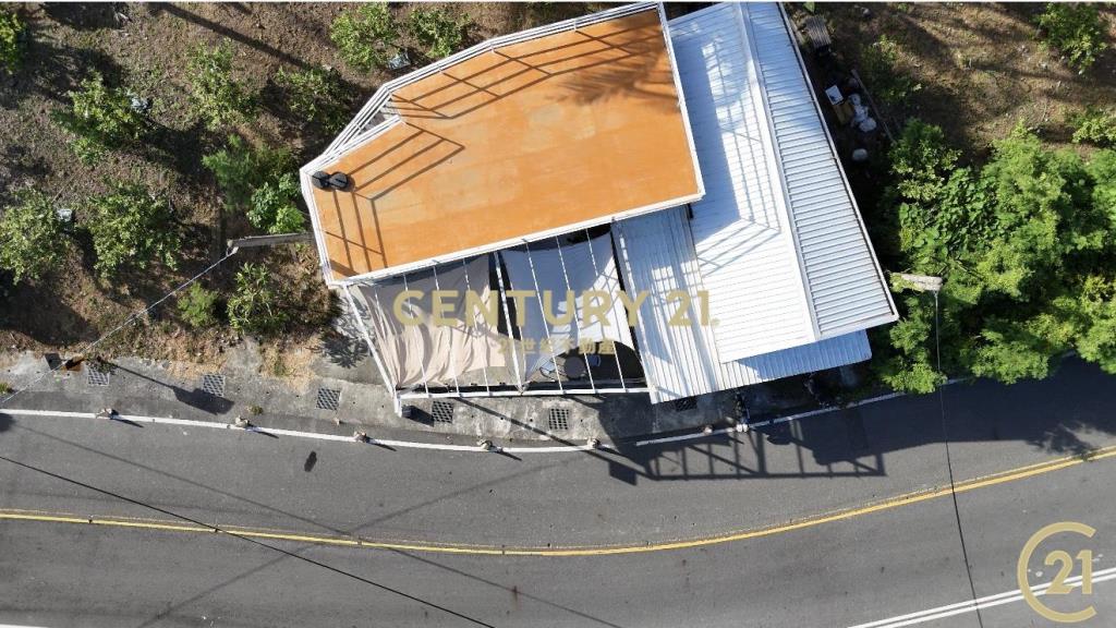 成功海景建地收租咖啡屋