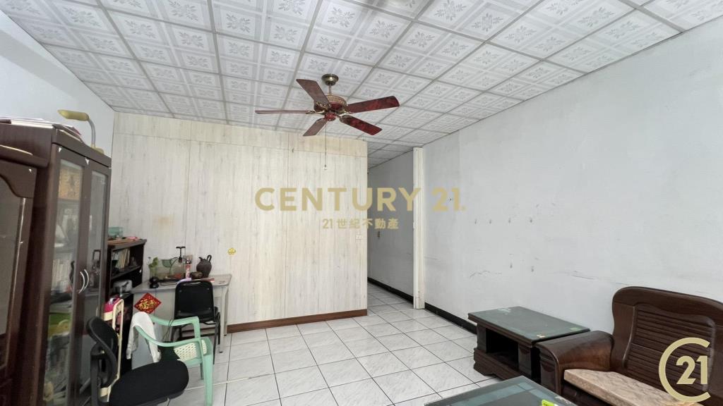 正氣公園旁店住