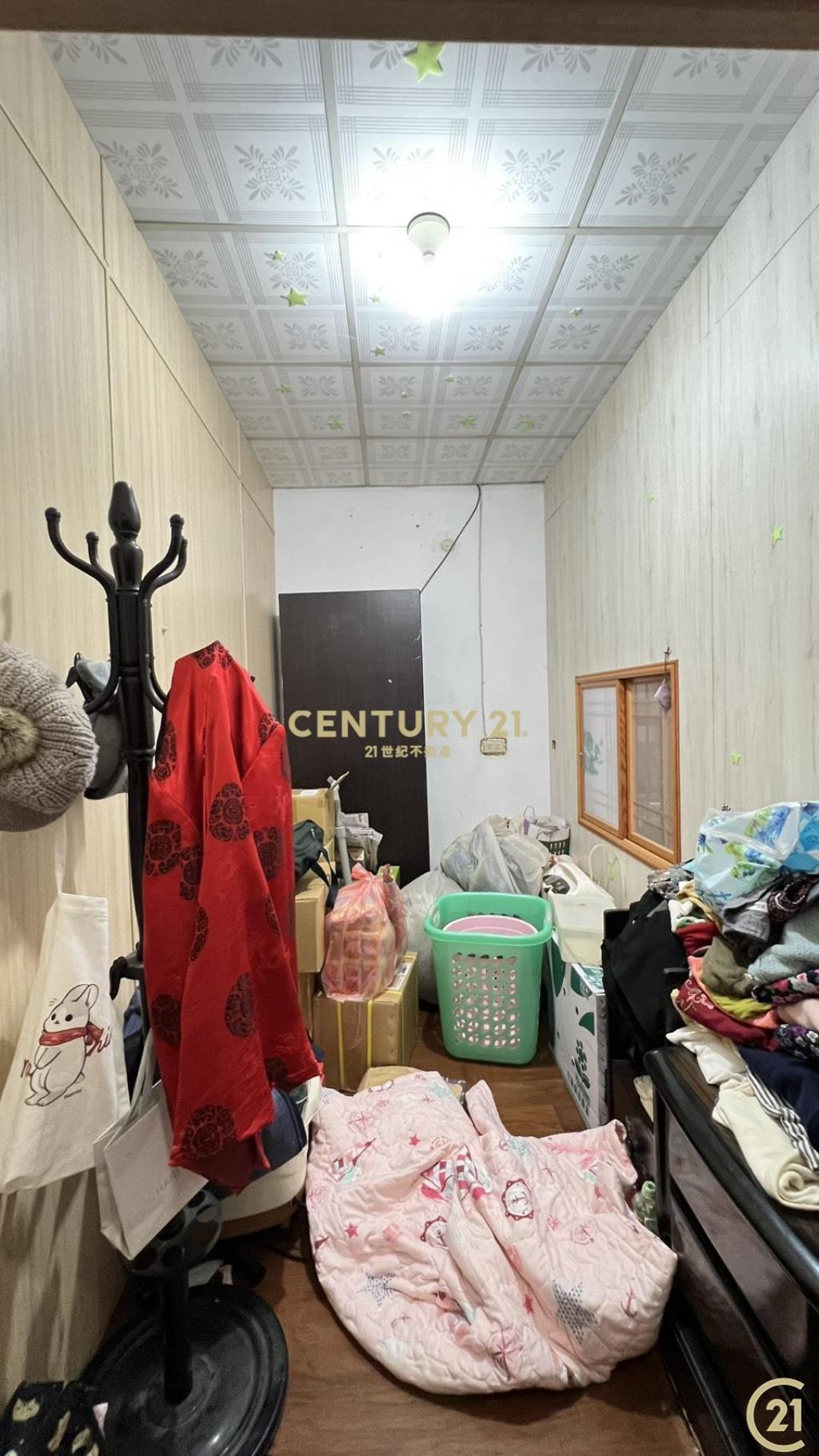 正氣公園旁店住