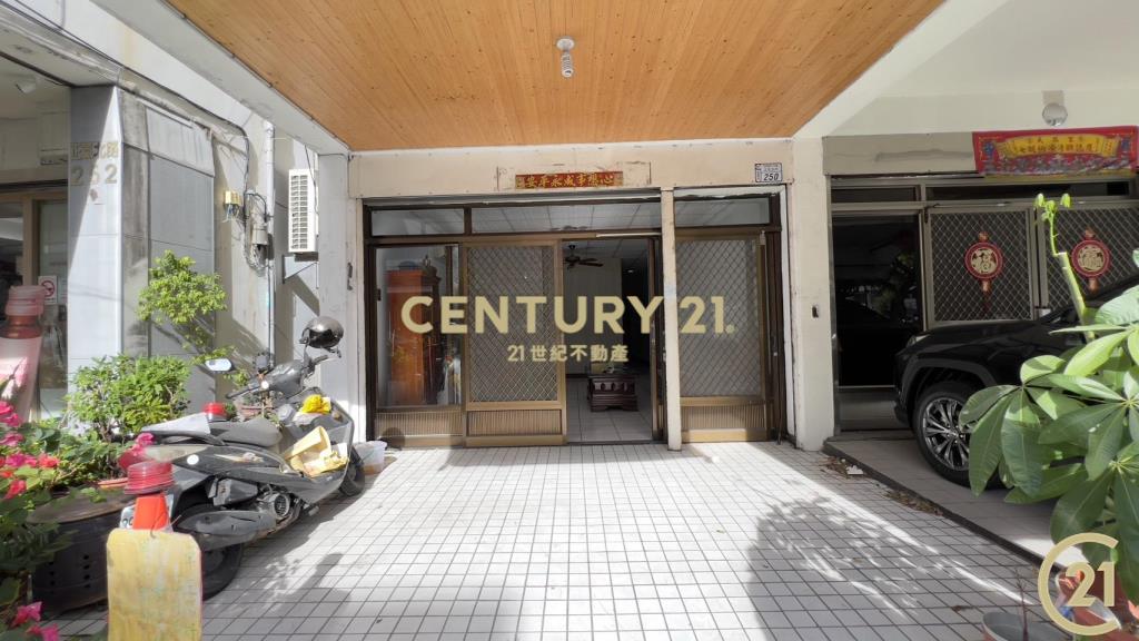 正氣公園旁店住